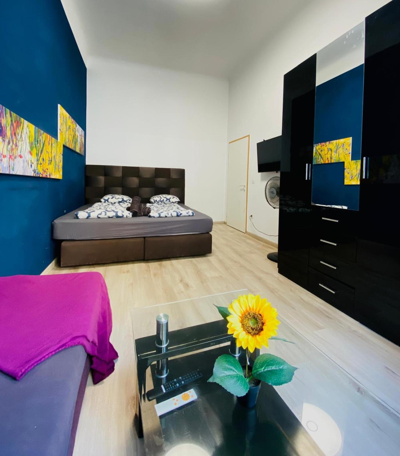 Astonishing 1 Bedroom Apt. Near Danube River Відень Екстер'єр фото